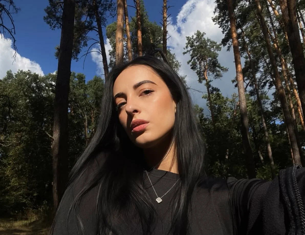 Олена Лісова